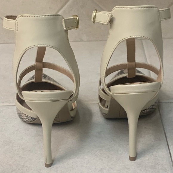 STYLISH HIGH HEELS BY TRASH (size 8 /2) - Picture 6 of 11